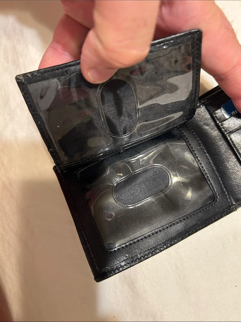 Samsonite Black Leather Bi-Fold Card Holder Wallet